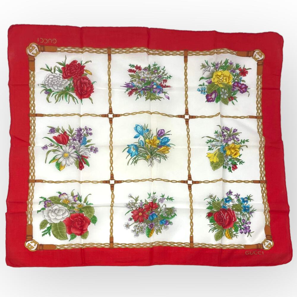 70s to 80s GUCCI Vintage Red White Floral Pattern Square Scarf - Picture 6 of 6